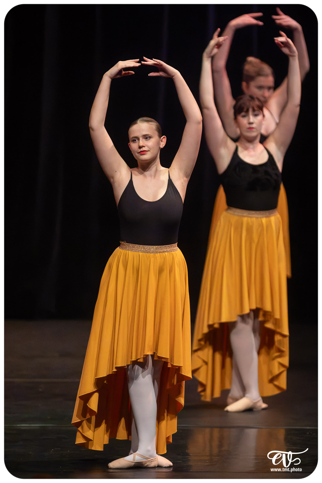 ECOLE DE DANSE CÉCILE ADAMOW